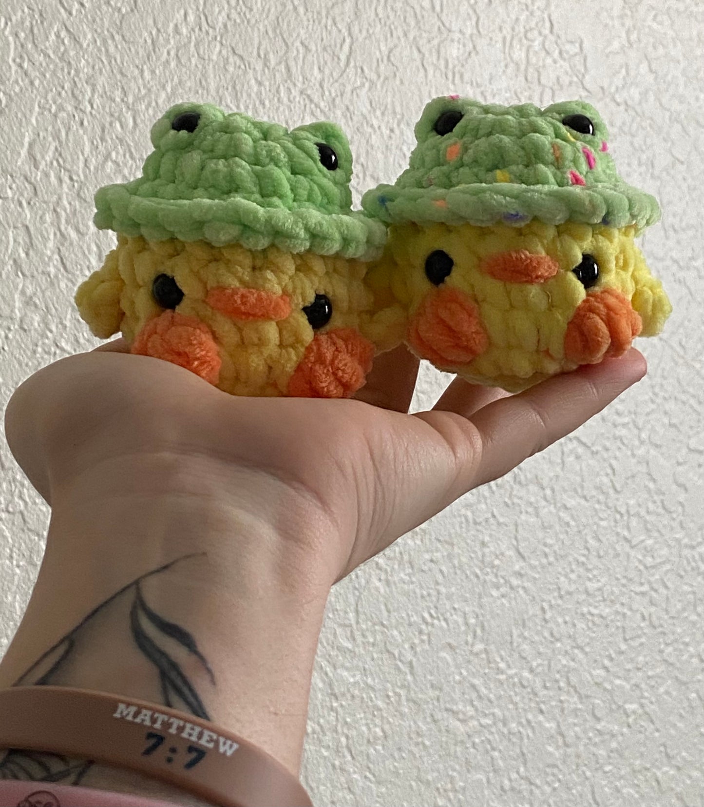 Frog & Confetti Chicks